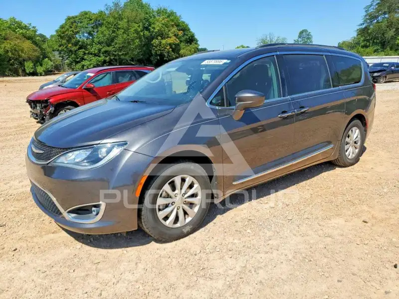 2017 Chrysler PACIFICA фото