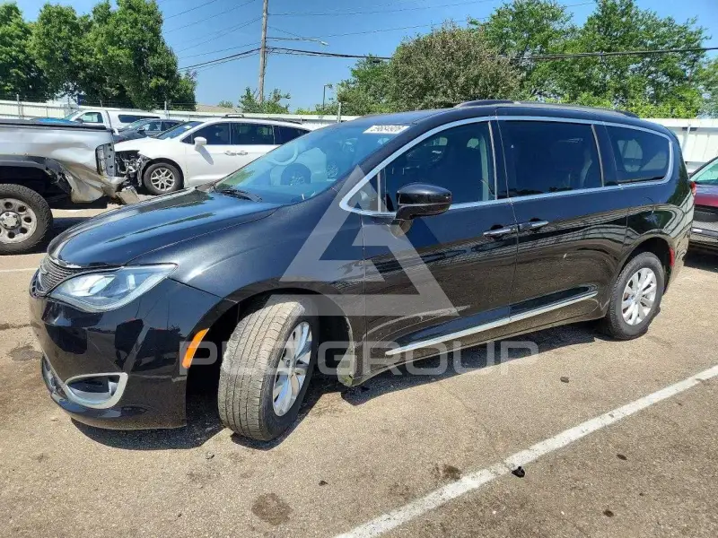 2017 Chrysler PACIFICA фото