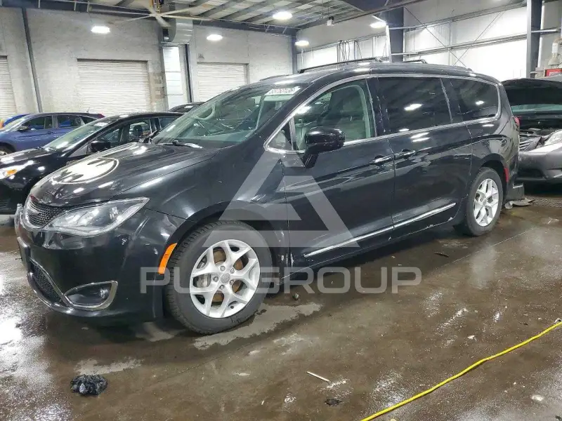 2017 Chrysler PACIFICA фото