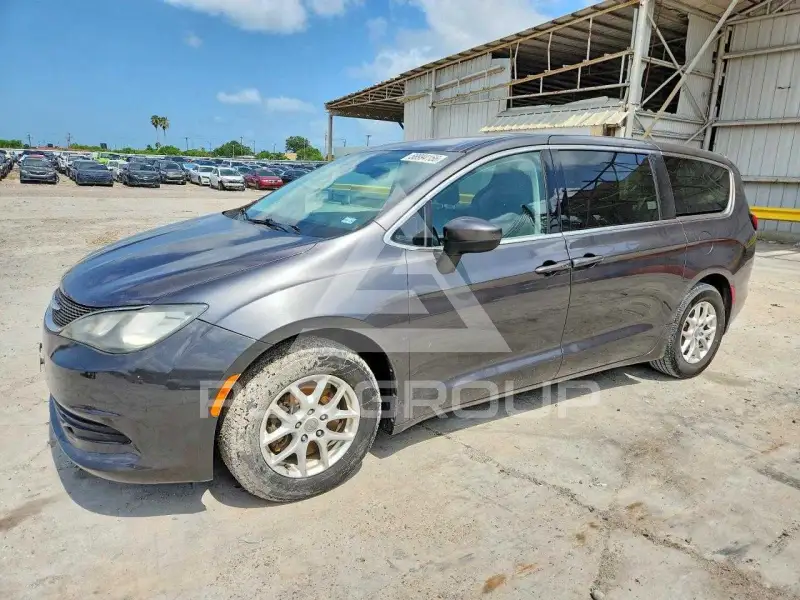 2017 Chrysler PACIFICA photo