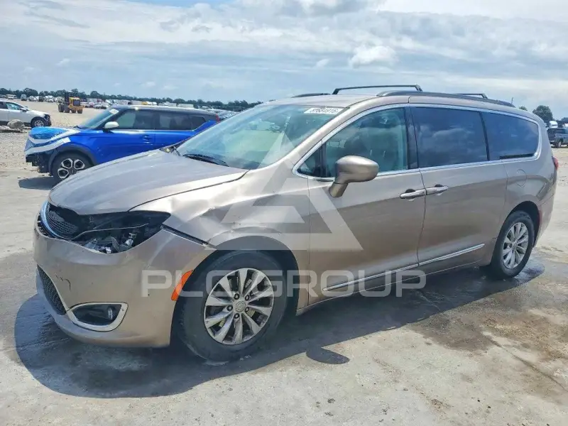 2017 Chrysler PACIFICA фото