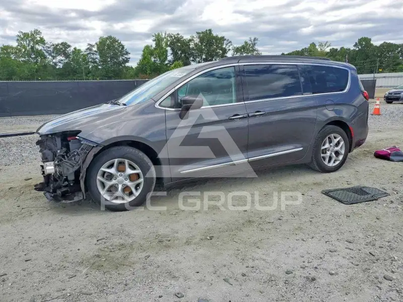 2017 Chrysler PACIFICA фото