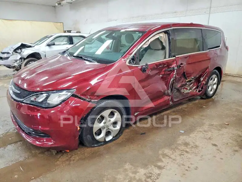 2017 Chrysler PACIFICA photo