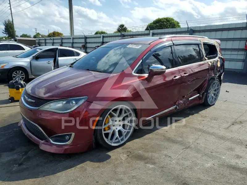 2017 Chrysler PACIFICA фото
