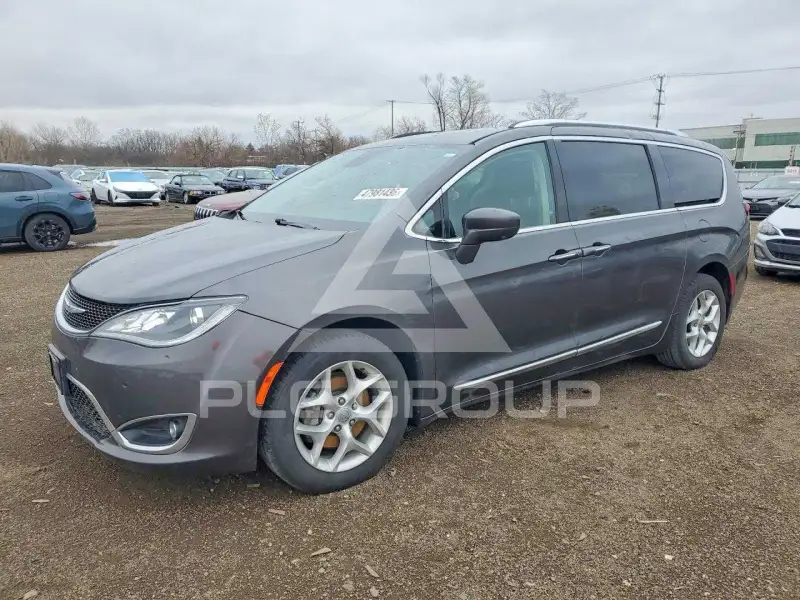 2017 Chrysler PACIFICA фото
