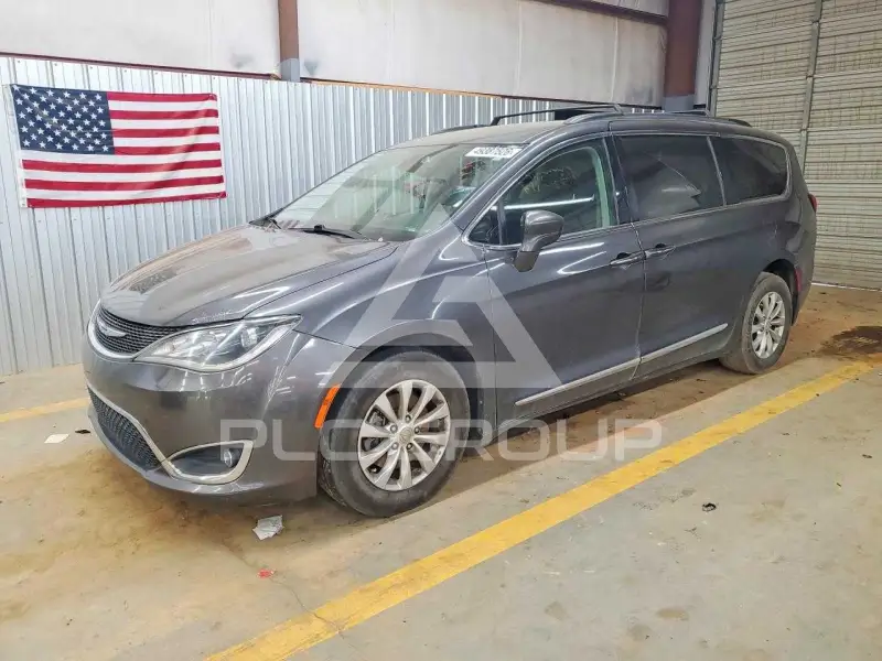 2017 Chrysler PACIFICA фото