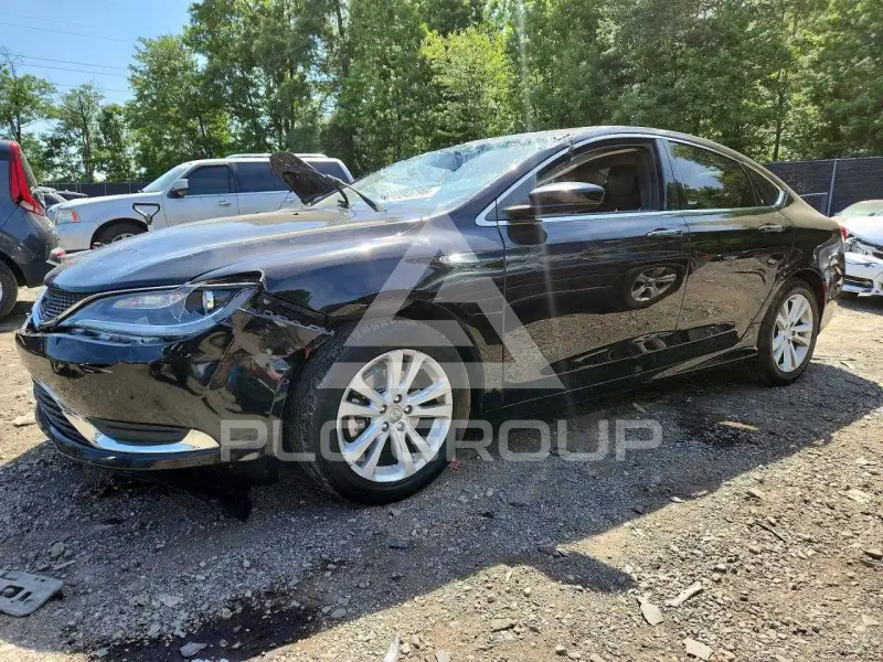 2017 Chrysler 200 photo