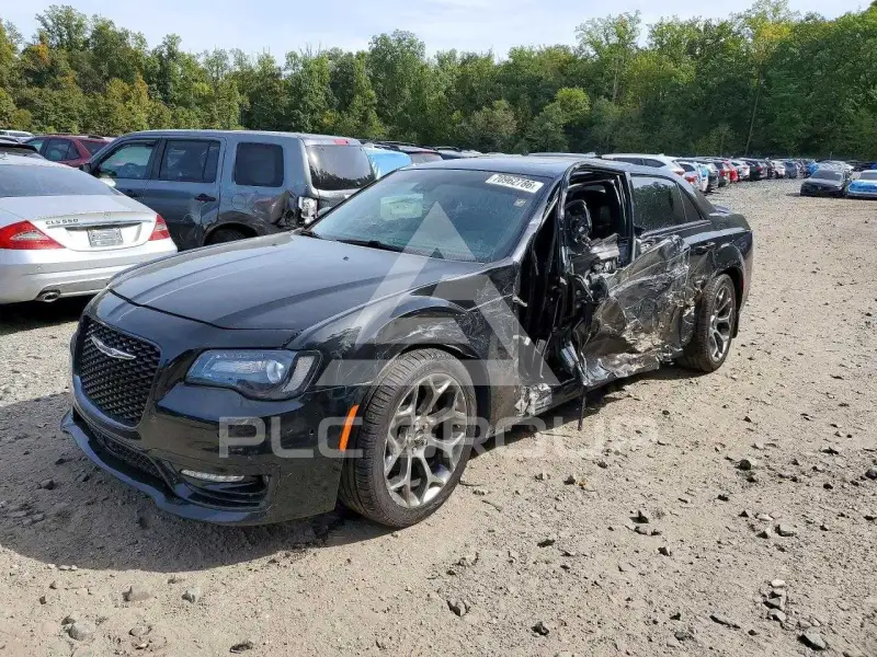 2017 Chrysler 300 фото
