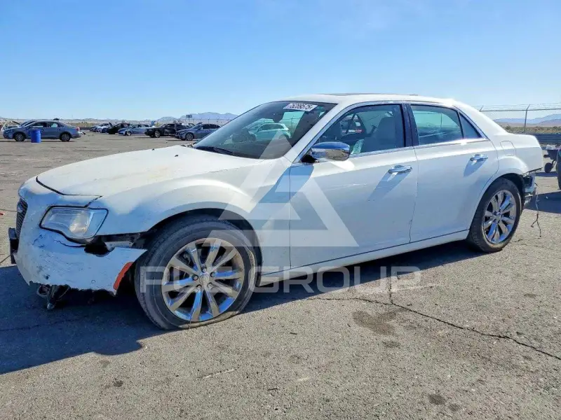 2017 Chrysler 300 фото