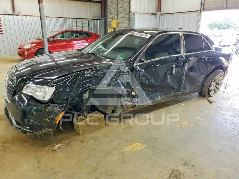 2017 Chrysler 300 фото