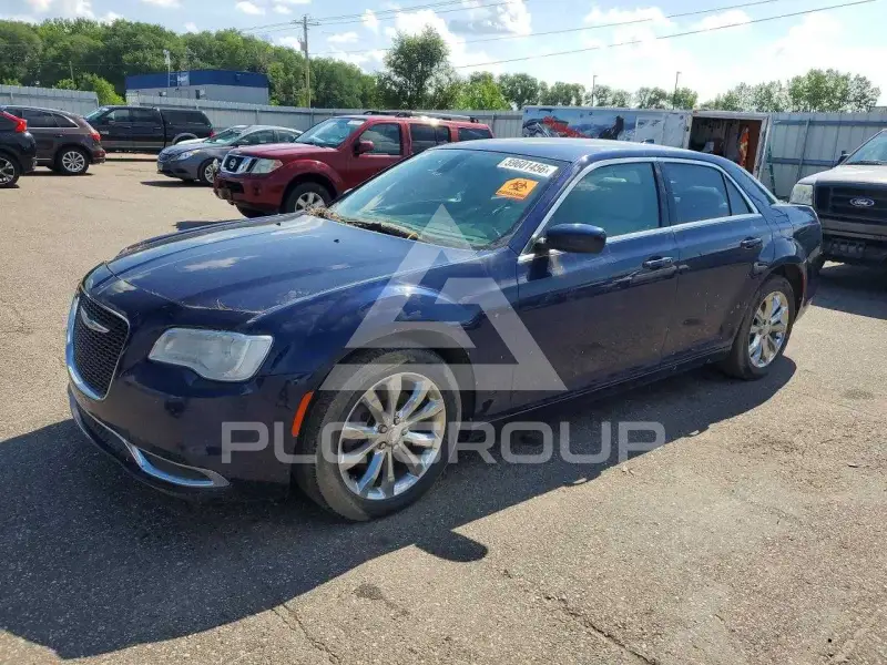 2017 Chrysler 300 фото
