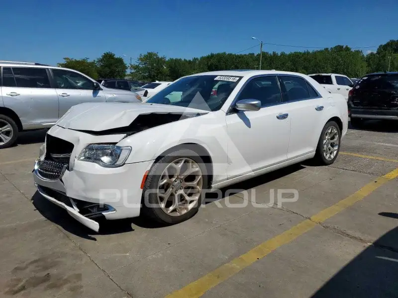 2017 Chrysler 300 фото