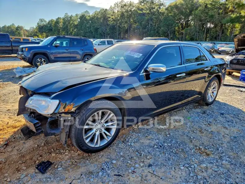 2017 Chrysler 300 фото