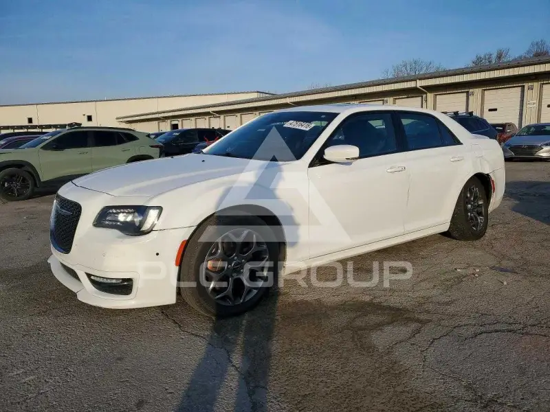 2017 Chrysler 300 photo