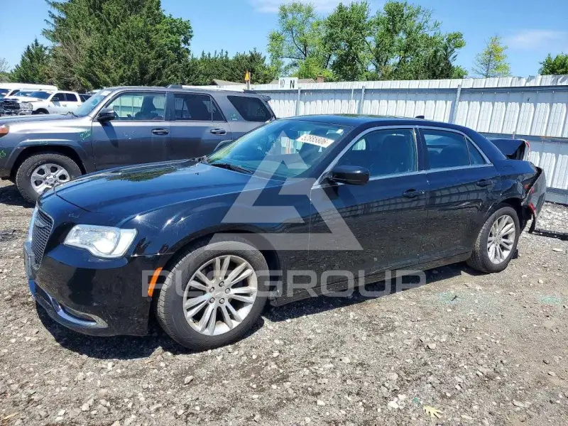 2017 Chrysler 300 фото