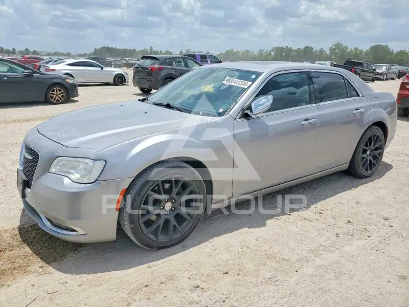 2017 Chrysler 300 фото