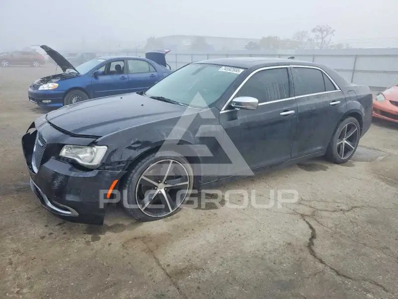 2017 Chrysler 300 фото