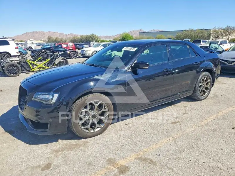 2017 Chrysler 300 фото