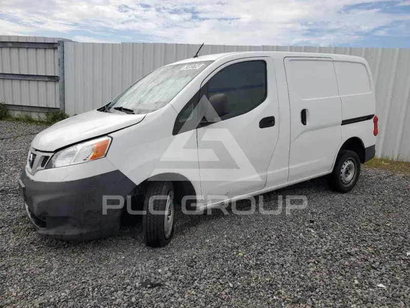 2017 Nissan NV фото