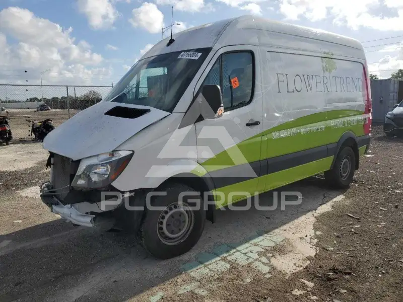 2017 Mercedes Benz Sprinter фото