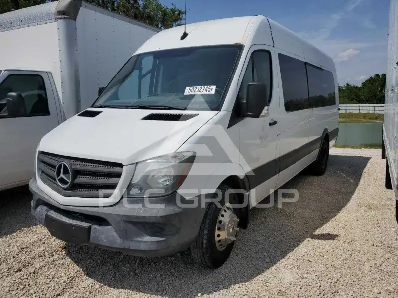2017 Mercedes Benz Sprinter photo