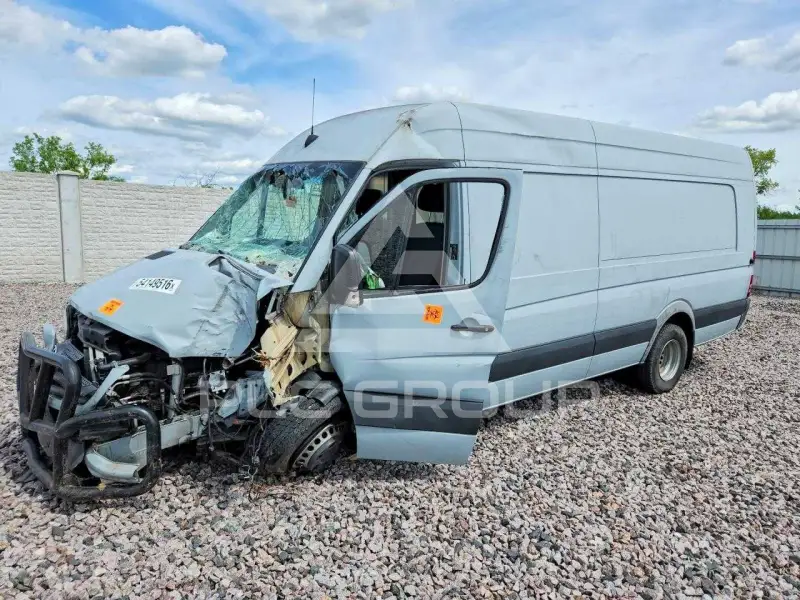 2017 Mercedes Benz Sprinter photo