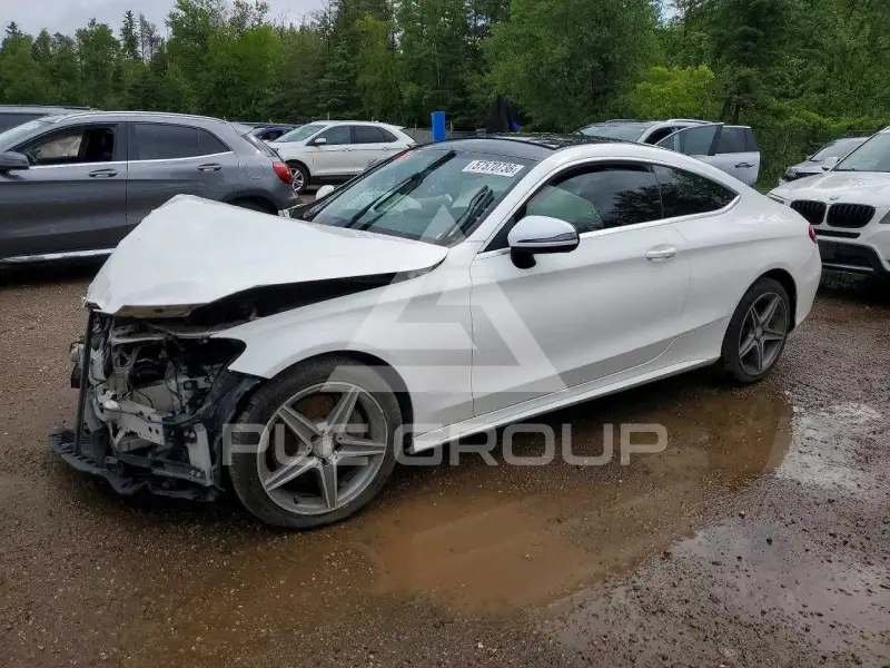 2017 Mercedes Benz C 300 фото