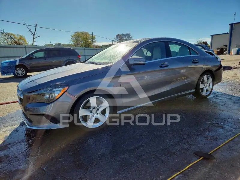 2017 Mercedes Benz CLA-Class фото