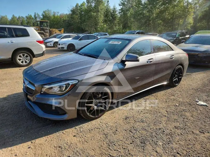 2017 Mercedes Benz CLA-Class фото