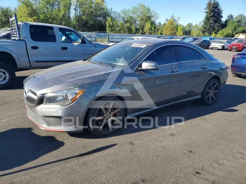 2017 Mercedes Benz CLA-Class фото