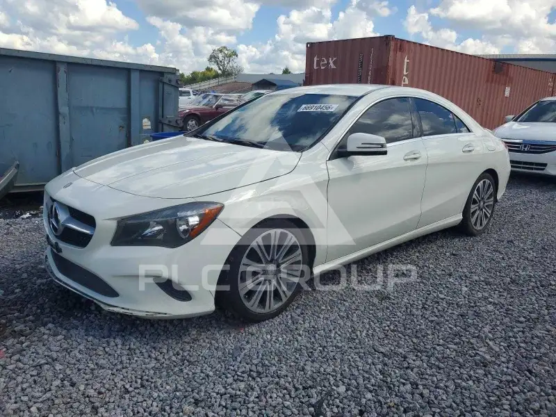 2017 Mercedes Benz CLA-Class фото