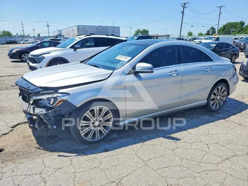 2017 Mercedes Benz CLA-Class фото