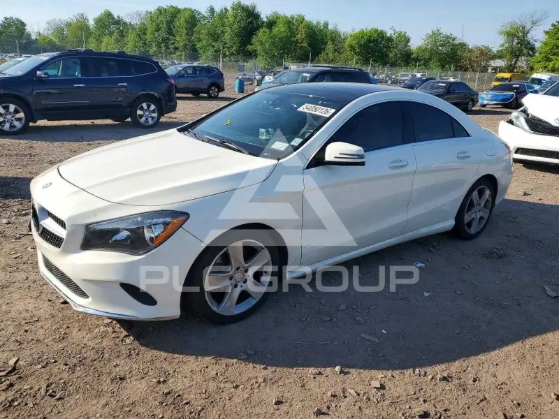 2017 Mercedes Benz CLA-Class фото