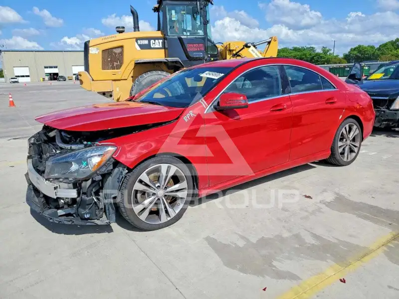2017 Mercedes Benz CLA-Class фото