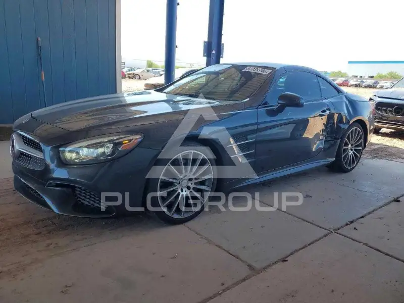 2017 Mercedes Benz SL-Class photo