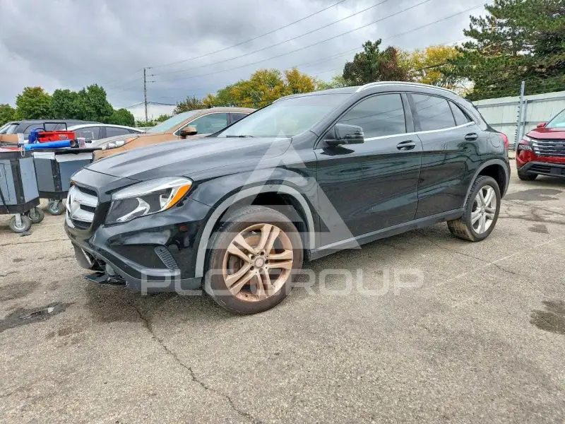 2017 Mercedes Benz GLA-Class фото