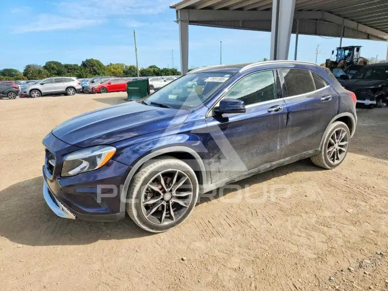 2017 Mercedes Benz GLA-Class фото