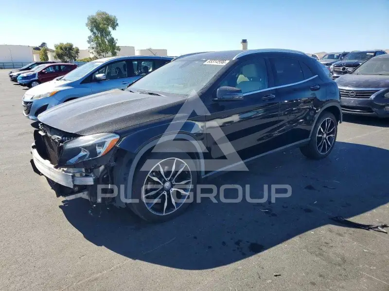 2017 Mercedes Benz GLA-Class фото