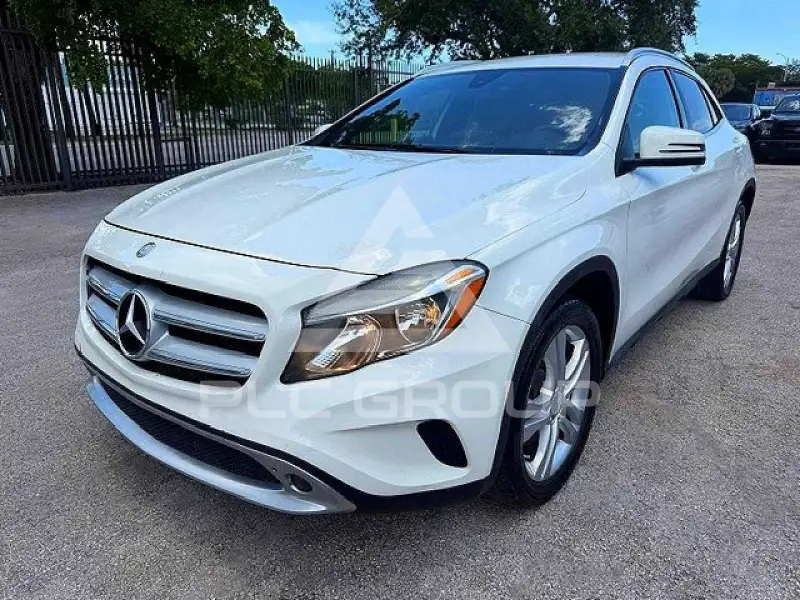2017 Mercedes Benz GLA-Class photo