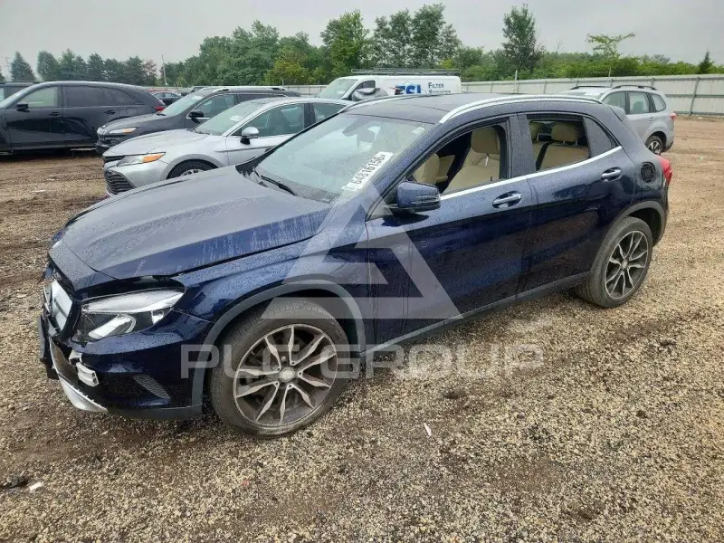 2017 Mercedes Benz GLA-Class фото