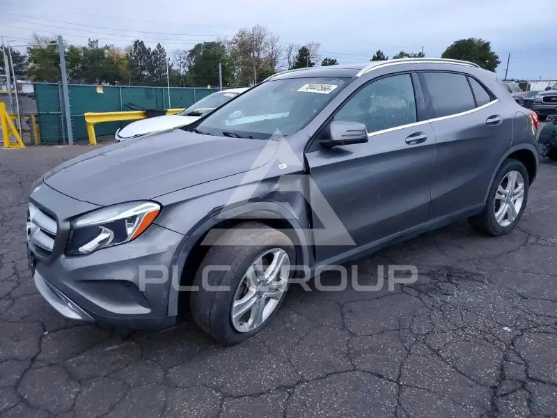 2017 Mercedes Benz GLA-Class фото