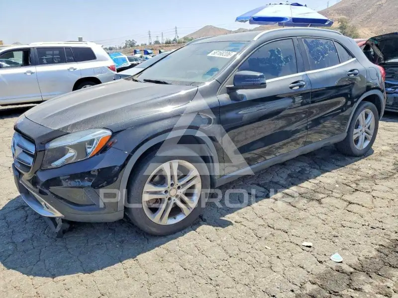2017 Mercedes Benz GLA-Class фото
