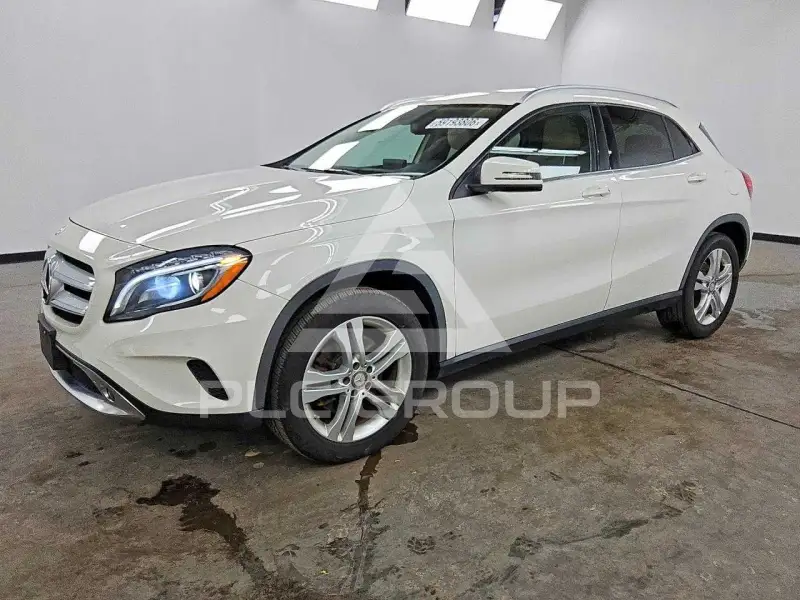 2017 Mercedes Benz GLA-Class фото
