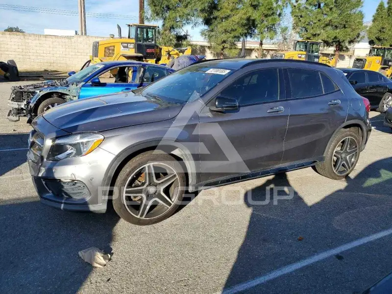 2017 Mercedes Benz GLA-Class фото