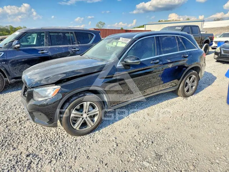 2017 Mercedes Benz GLC-Class фото