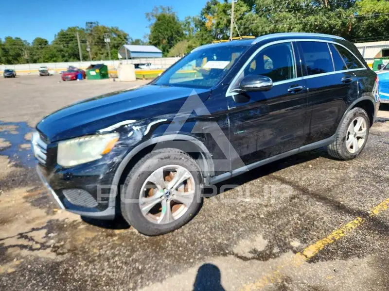 2017 Mercedes Benz GLC-Class фото