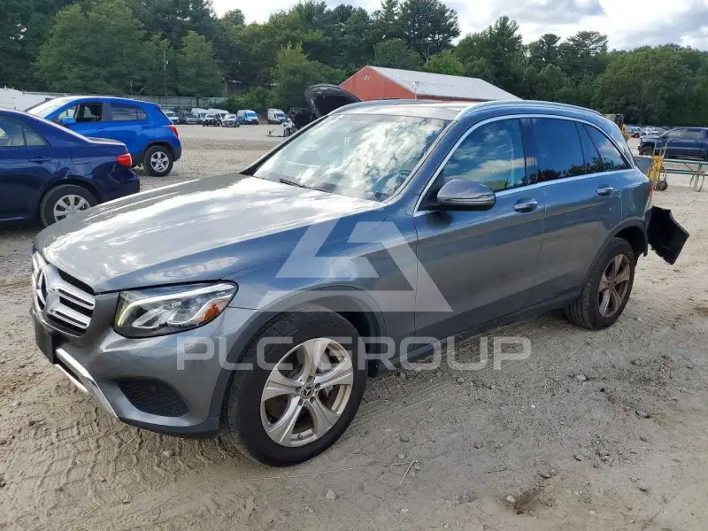 2017 Mercedes Benz GLC-Class photo