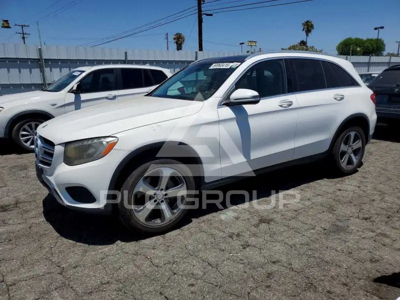 2017 Mercedes Benz GLC-Class photo