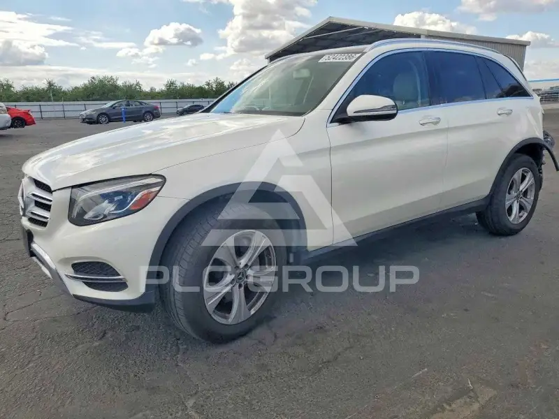 2017 Mercedes Benz GLC-Class фото