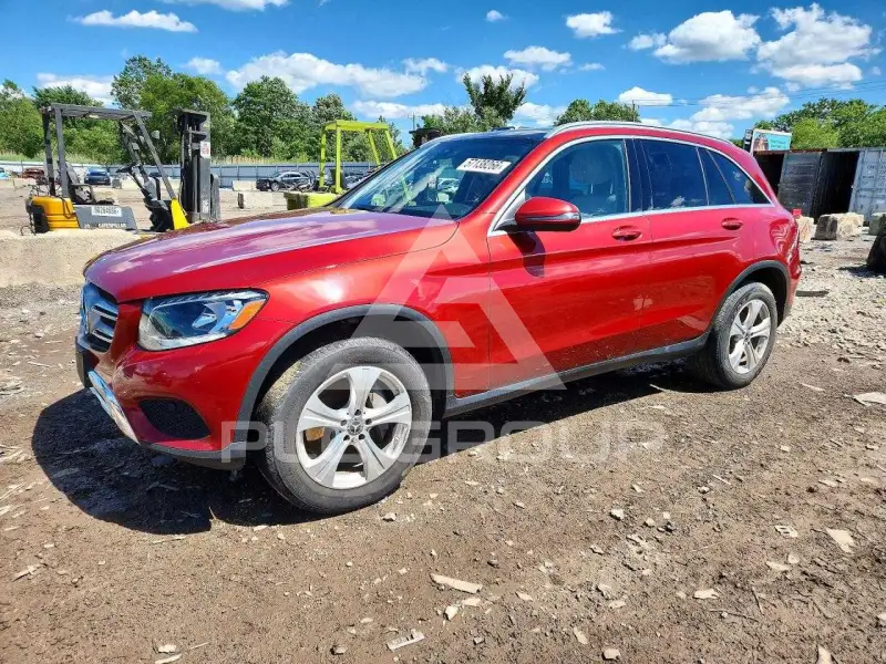 2017 Mercedes Benz GLC-Class photo